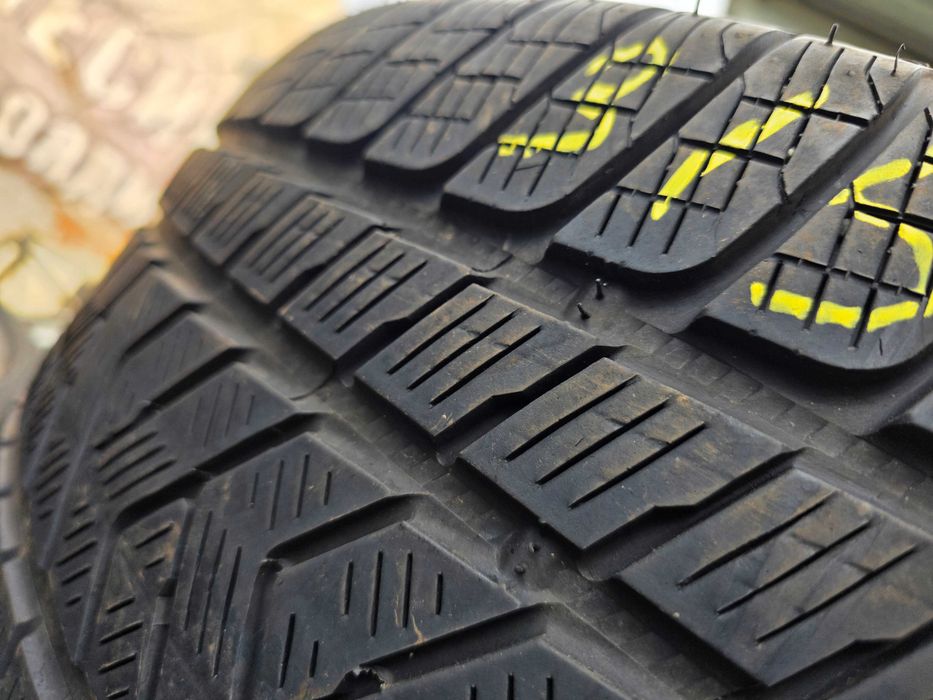 2бр Зимни гуми 315 40 21 - Pirelli