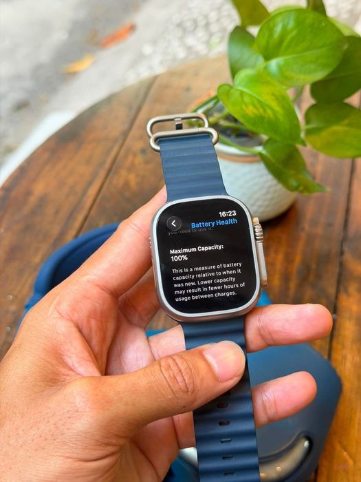 Apple Watch Ultra 2 100% baterie. LTE.