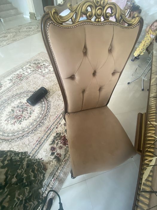 Masa barocc cu 10 scaune