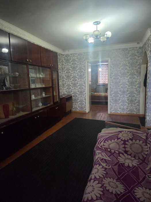 Срочно Продаётся Квартира Старый Ремонт Чиланзар1