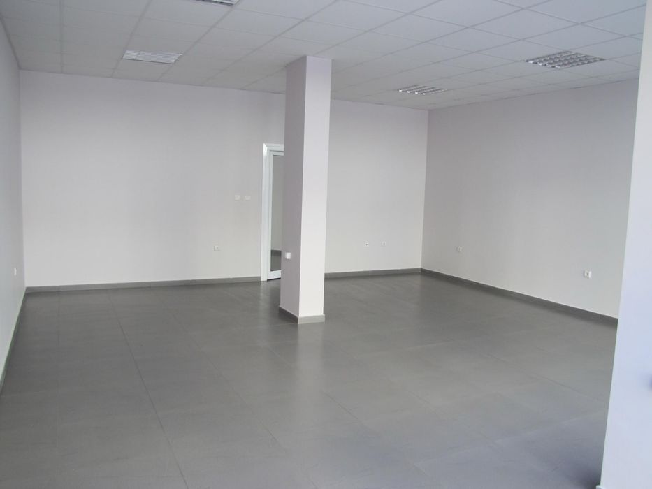 Продава се Магазин в Стара Загора, Три чучура - център - 86 кв.м за 1000 €/кв.м - Снимка #4