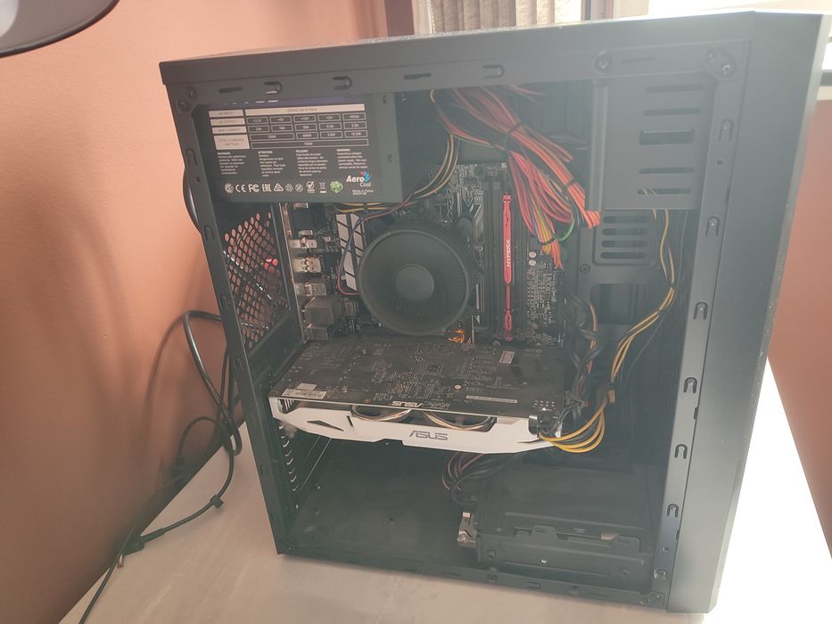 Стационарный компьютер