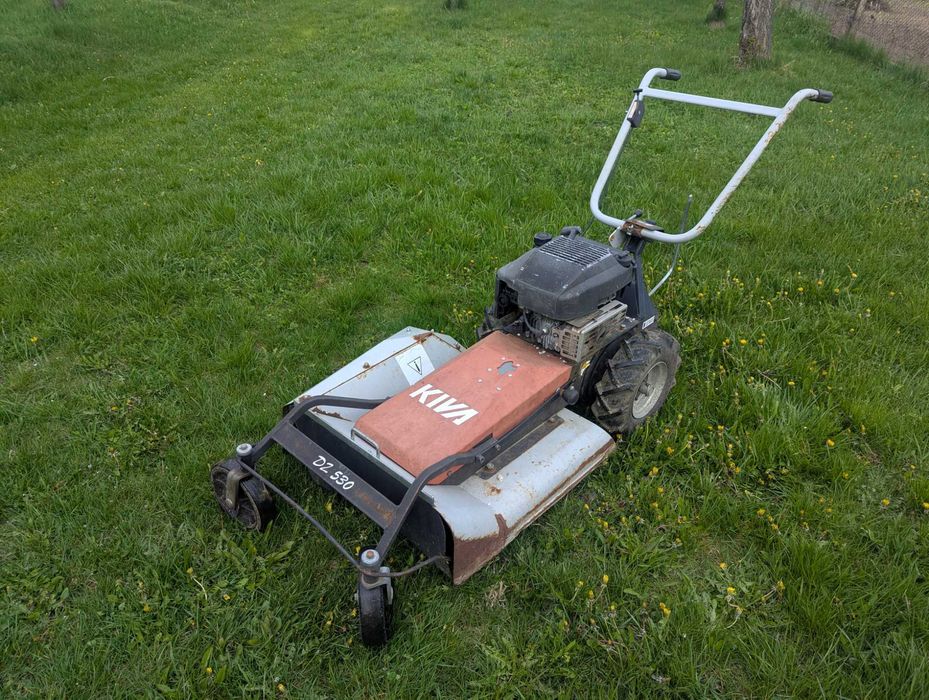 Masina de tuns iarba inalta Kiva, utilitara mixta