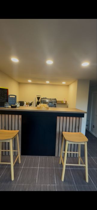 Bar cafenea 220 cm lungime X 120 cm inaltime