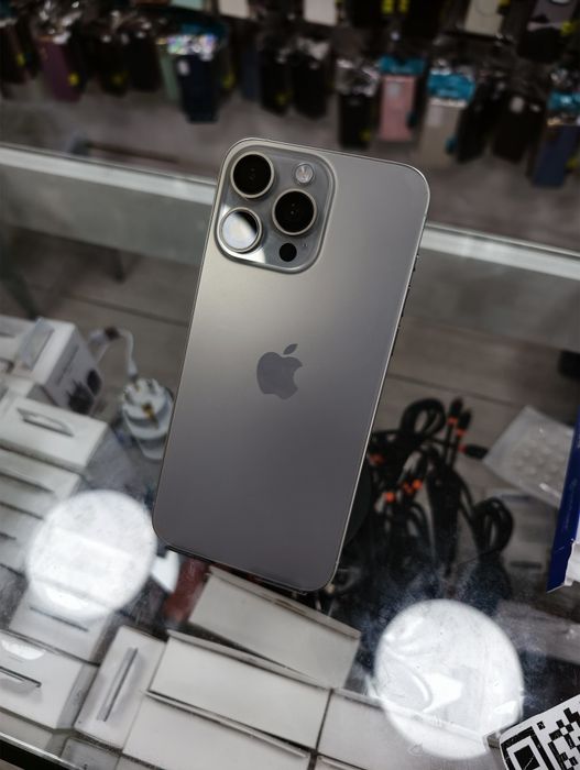 Продам iPhone 15 Pro Max 256 GB