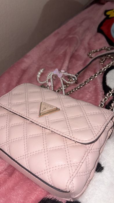 Чанта guess розова