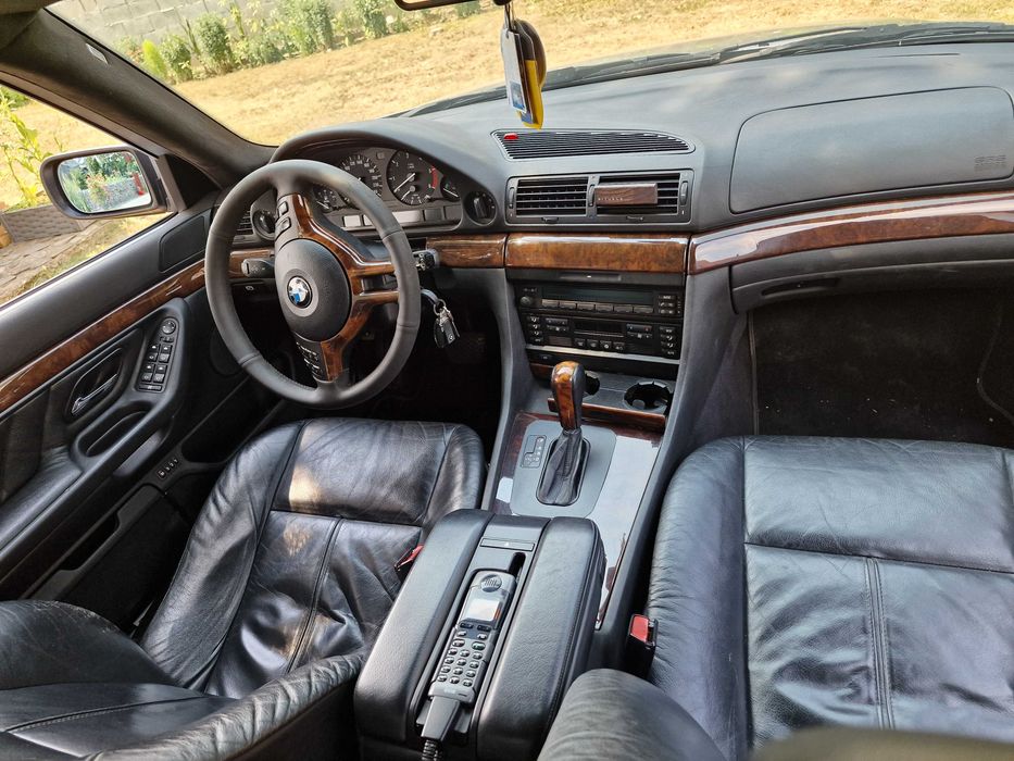 Se vinde BMW 730d 1999