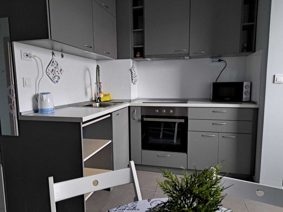 Дава се под наем Двустаен апартамент в Русе, Здравец - 45 кв.м за 255 € - Снимка #3