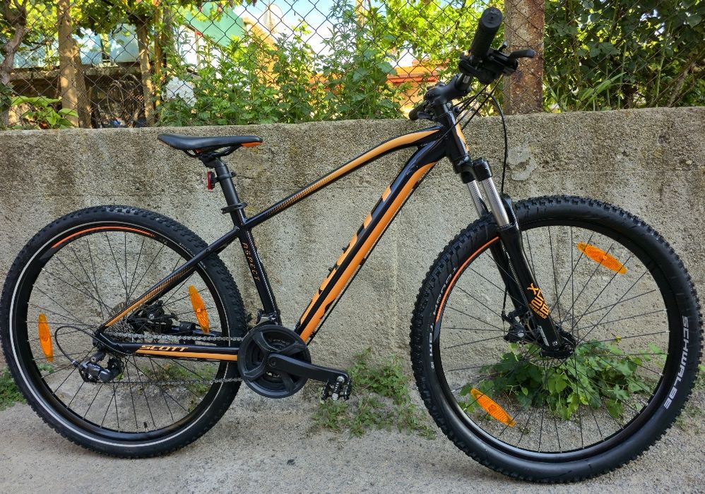 Scott Aspect 27.5 S размер Дискови спирачки 3х7 скорости Shimano Перфе