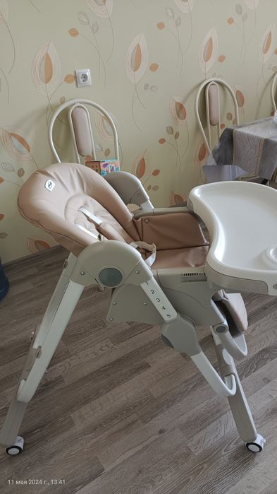 Стул для кормления TEKNUM