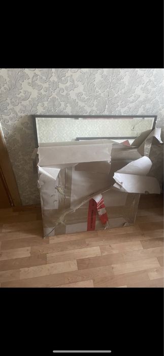 Продаю срочно зеркало