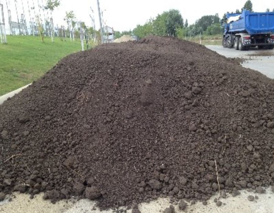 Nisip Sort piatra Balastru Pamant vegetal