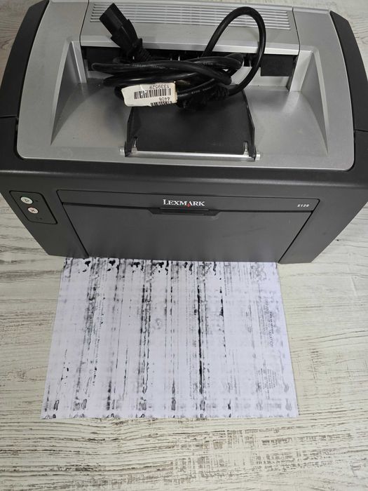 принтер лазерен Lexmark E120