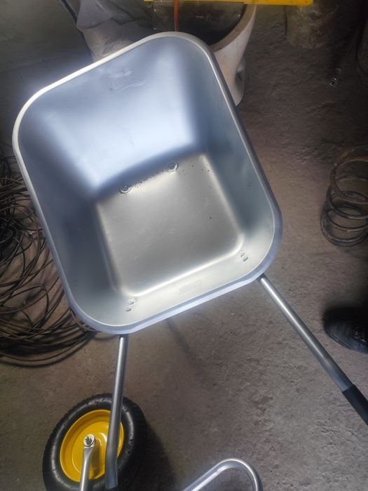 Тачки строительные