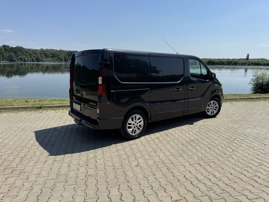Opel Vivaro//Trafic//BlackEdition//Navi//JanteAliaj//AC//Euro5//140CP