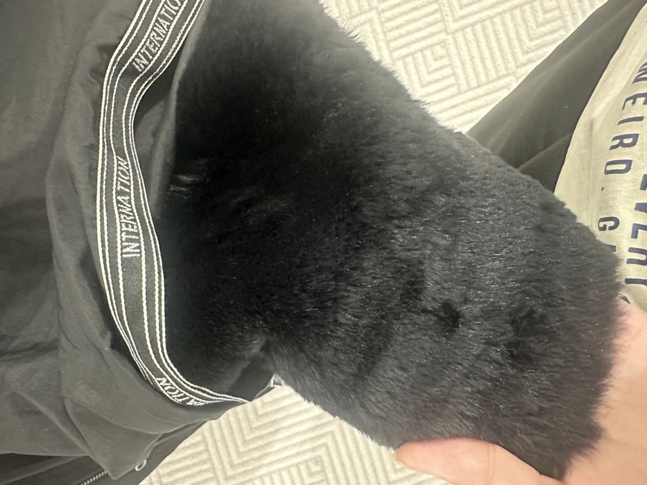 Продаётся женская зимняя парка
