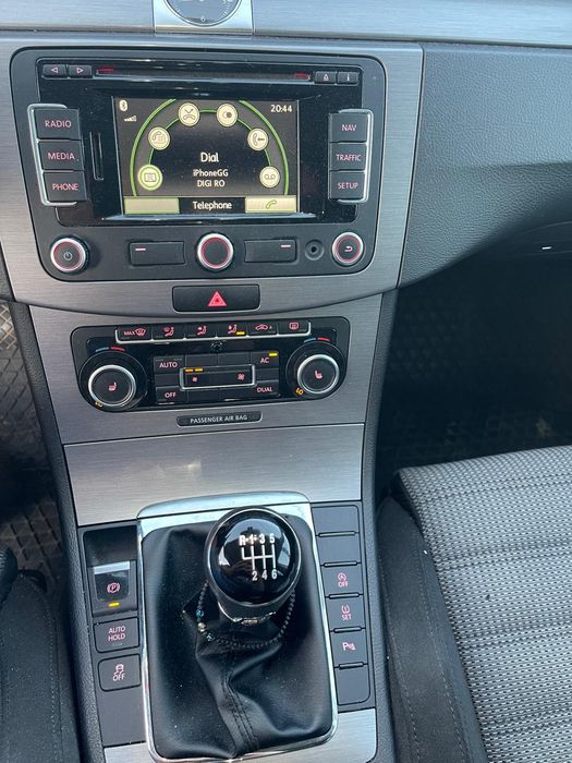 VOLKSWAGEN Passat 2012 — imagine 4