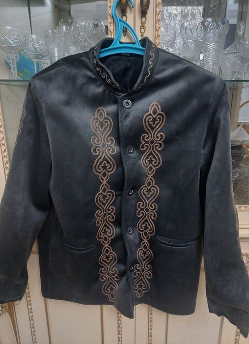 Продаётся  шапан