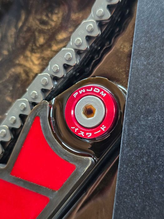 3D картина с части от двигател в епоксидна смола