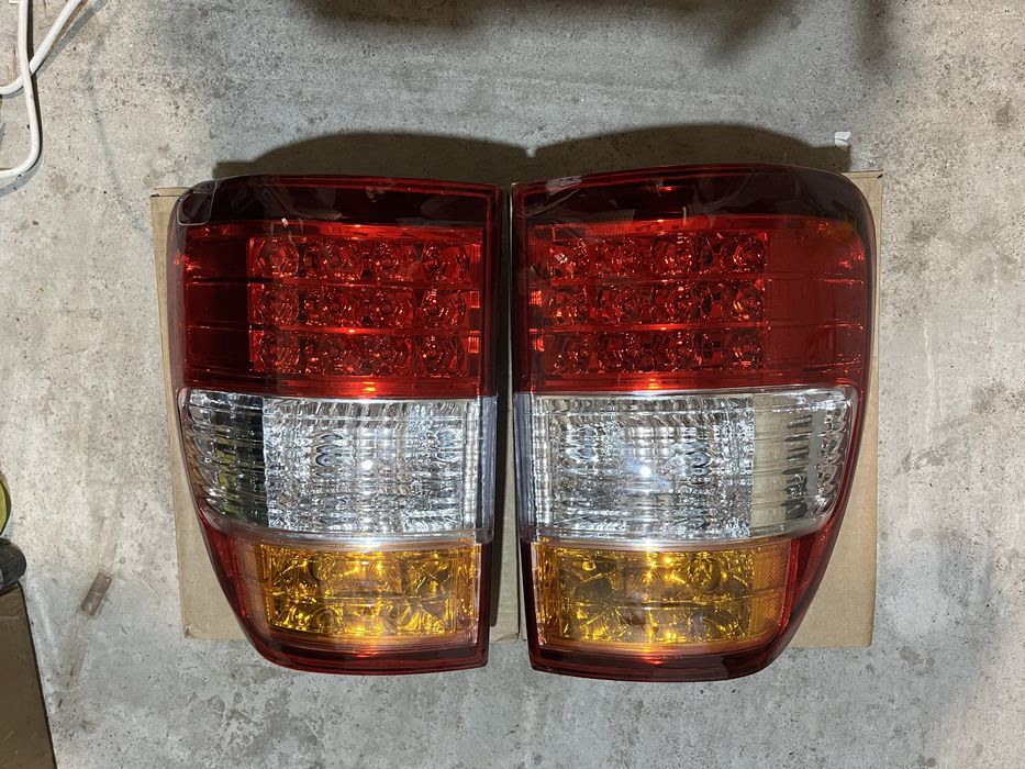 Фонари Land Cruiser 105