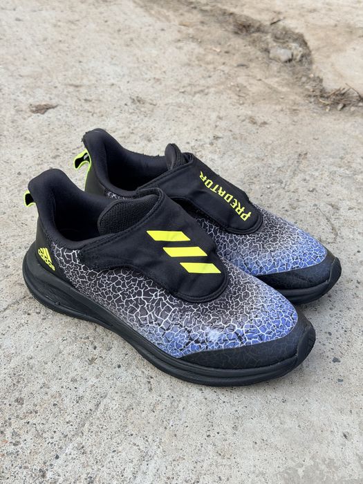 Adidas predator кроссовки 39 р
