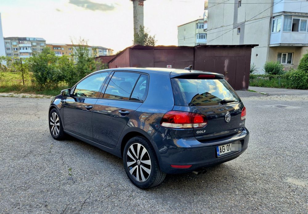Volkswagen Golf 6 Highline 2.0 Tdi 140 cp Euro 5
