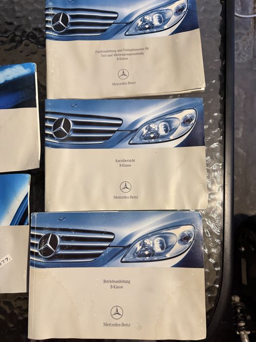 официално ръководство Mercedes-Benz B-класа (W245).