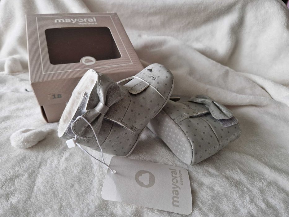 Бебешки буйки Mayoral за момиче