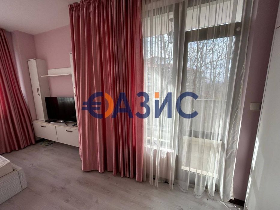 Продава се Двустаен апартамент в Приморско - 77 кв.м за 1129 €/кв.м - Снимка #6