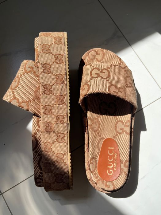 Gucci papucii or