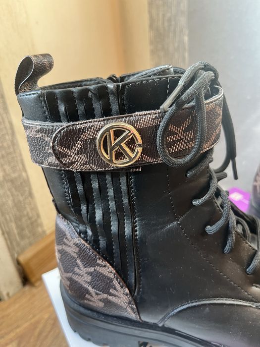 Зимни дамски зимни обувки