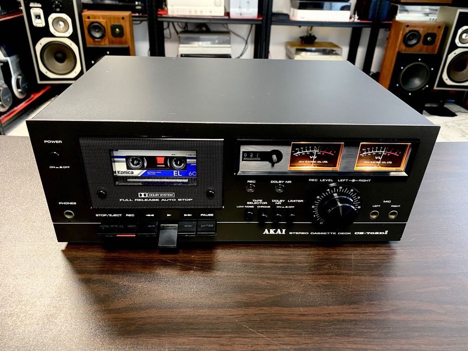 Kасетен дек Akai