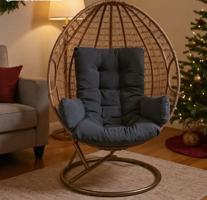 Тип: кокон на круглой стойке.

Плюсы: устойчивое основание, аккуратная