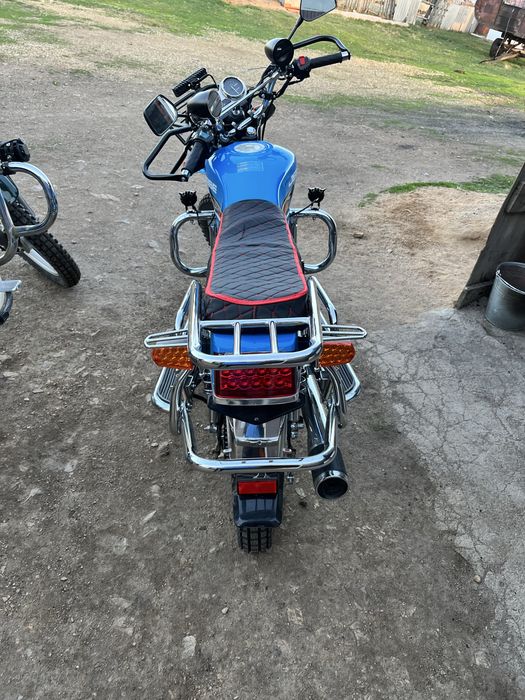 Продам мотоцикл JEBE 200 куб