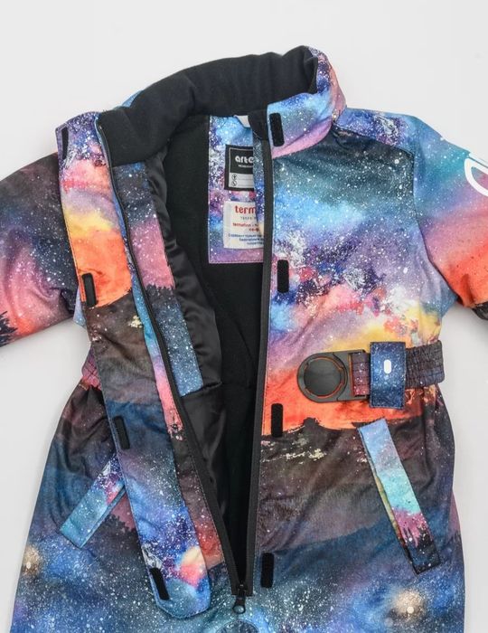 Зимний комбинезон для девочки