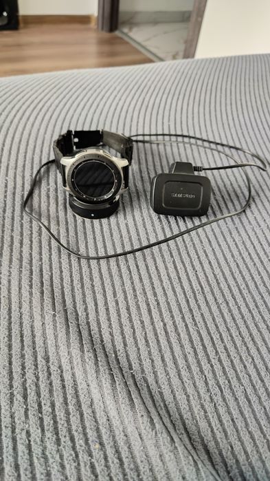 Смарт часовник Samsung Galaxy Watch 46mm (SM-R800) + метална верижка
