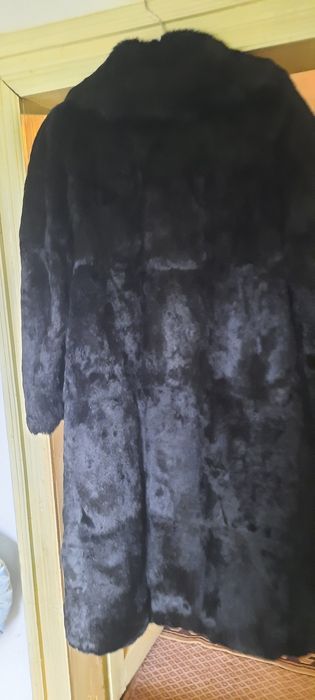 Haina din blana naturala