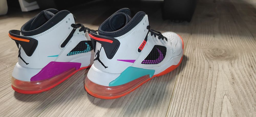 Nike Jordan Mars 270 номер 38