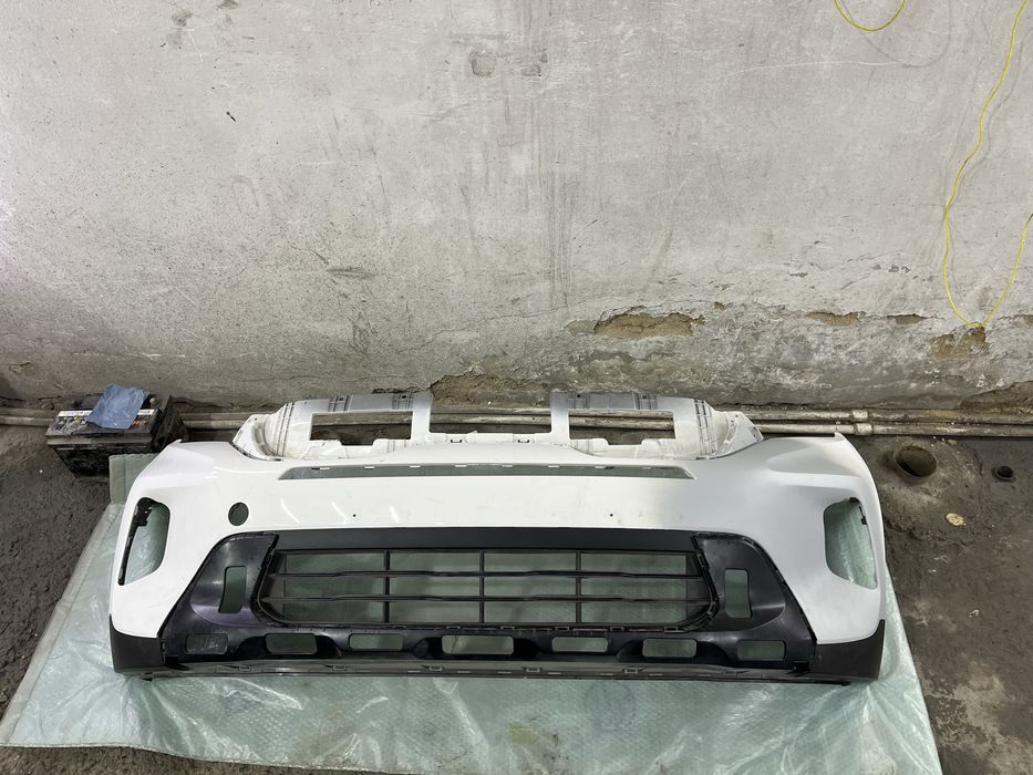 Kia Sonet бампер Передний