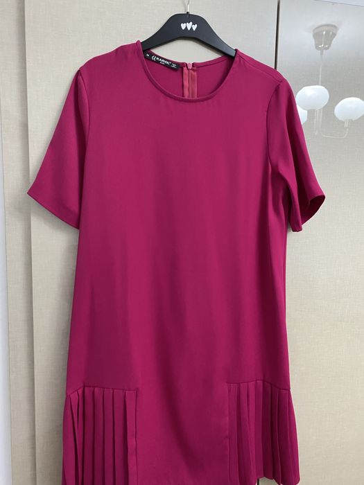 Rochie fucsia purtata o singura data