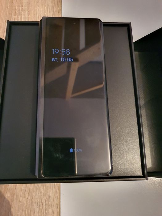 Samsung Z fold2 телефон