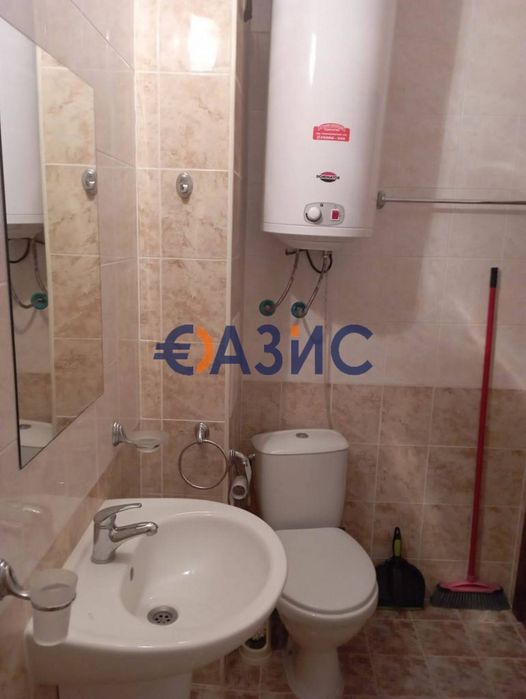 Продава се Тристаен апартамент в к.к. Слънчев бряг - 70 кв.м за 540 €/кв.м - Снимка #10