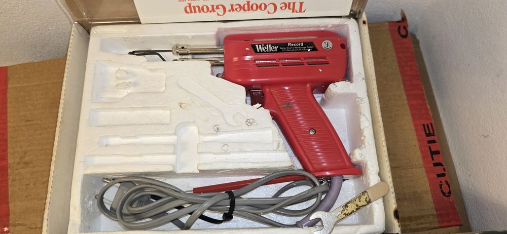 Bosch ixo vino si Weller pistol de lipit