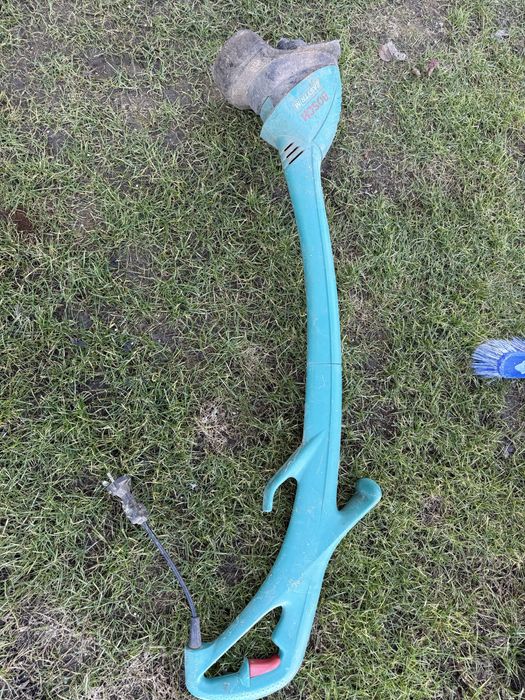 Trimmer electric gradina bosch