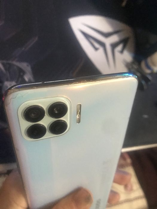 Телефон Oppo reno 4 lite