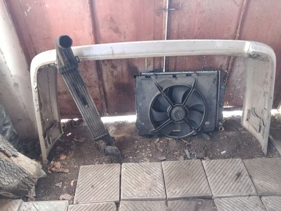 Mercedes E220 на части