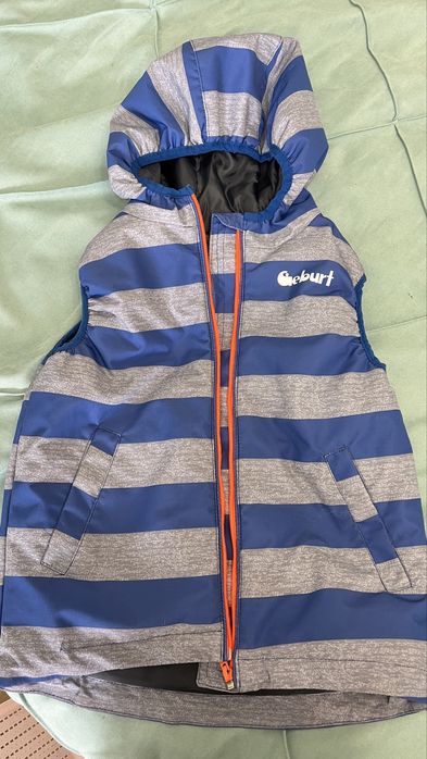 Жилетка демисезонная