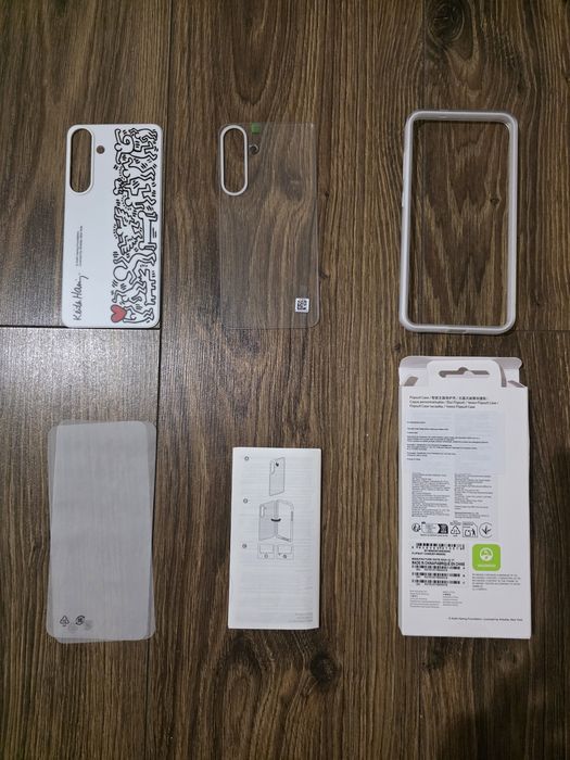 Husă originală Samsung Galaxy S25+ Keith Haring Edition, nefolosita