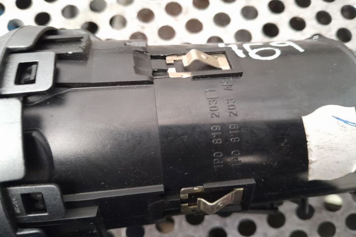 Grila ventilatie bord dreapta 1P0819203 Seat Leon 2 1P [2005 - 2009]