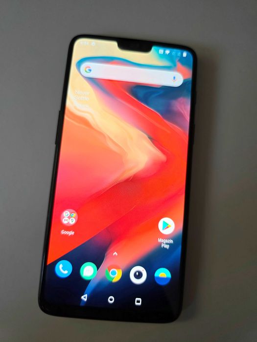 Oneplus 6 stocare 256GB 8GB ram,spate fisurat